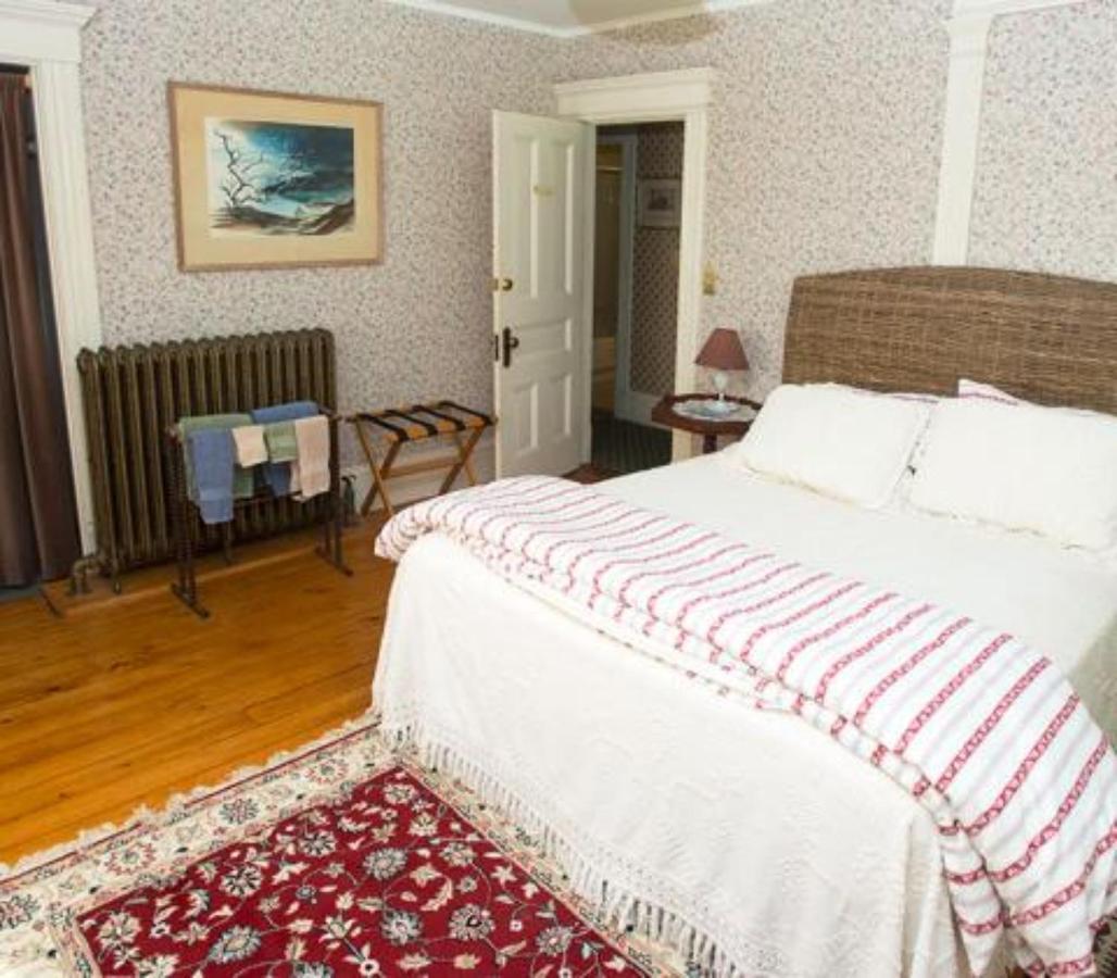 Blooming Inn Shelburne Falls Cameră foto